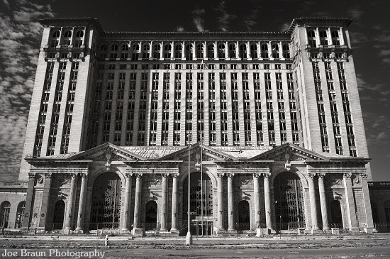 Michigan Central Depot -- &copy; 2008 Joe Braun Photography