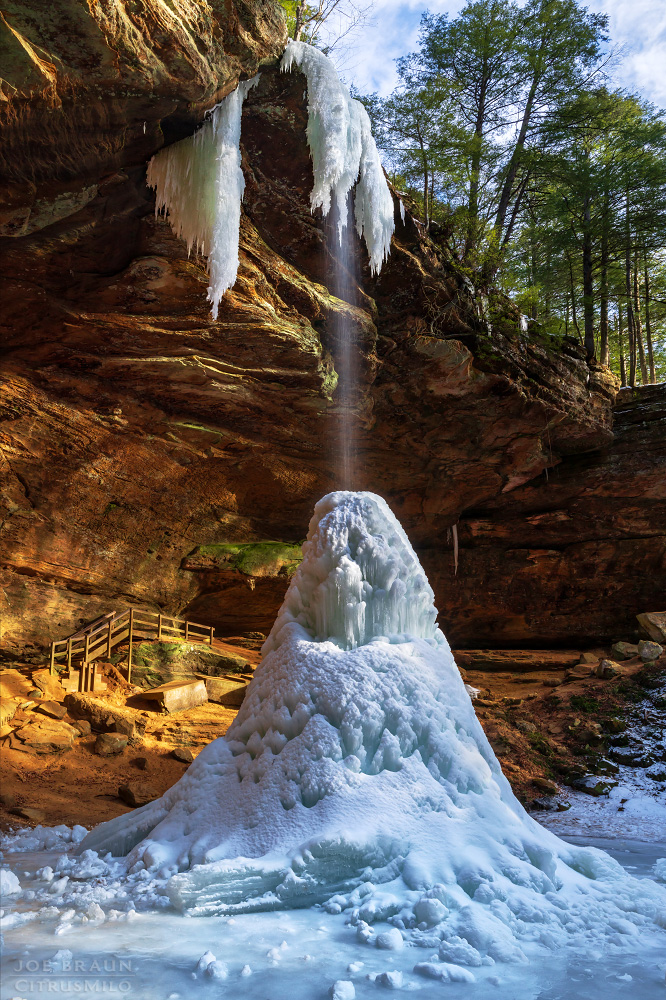 Ash Cave ice cone formation (Hocking Hills) &copy; 2025 Joe Braun Photography