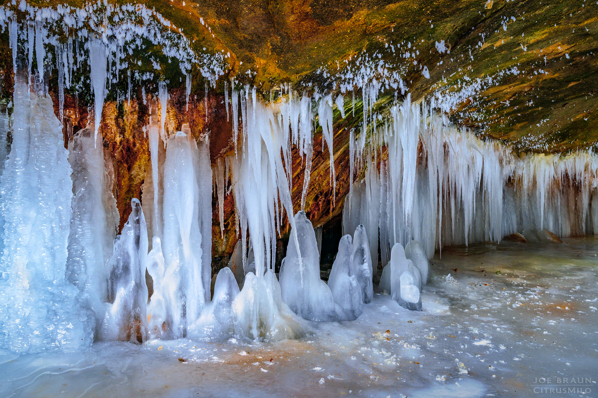 Old Mans Cave icicles (Hocking Hills) &copy; 2025 Joe Braun Photography